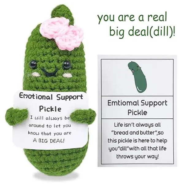 Emotional Encouraging Support Pickle,Funny Encouraging Pickle with Emotional Encouraging Card,Cute Knitted Crochet Dolls Soft Plush for Friend Gifts (Pickle)
