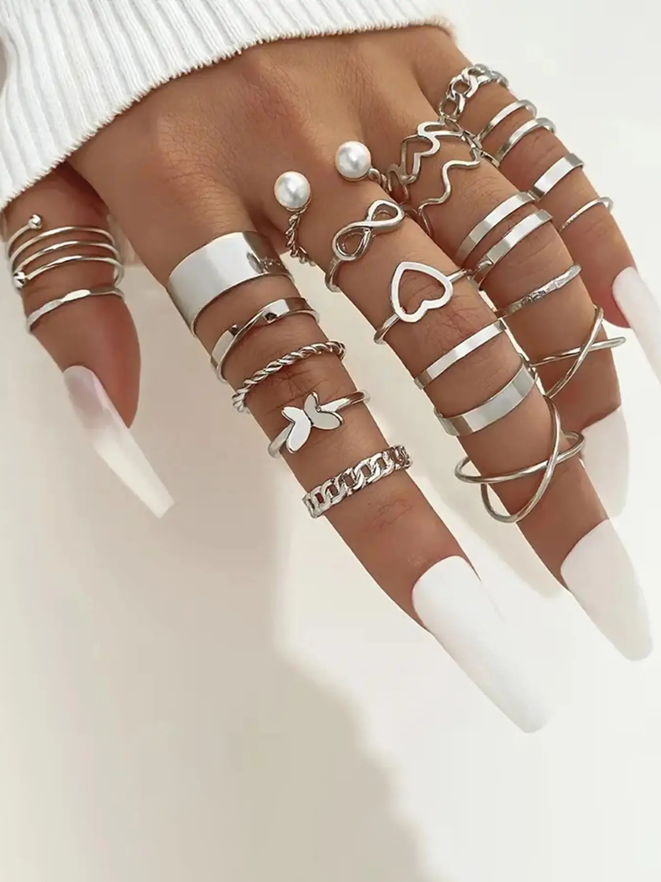 Women's Elegant Vintage Trendy Faux Pearls & Zinc Alloy Jewelry Cuff Ring with Heart & Butterfly & Twist & Chain Design, Cute Casual Open Adjustable R