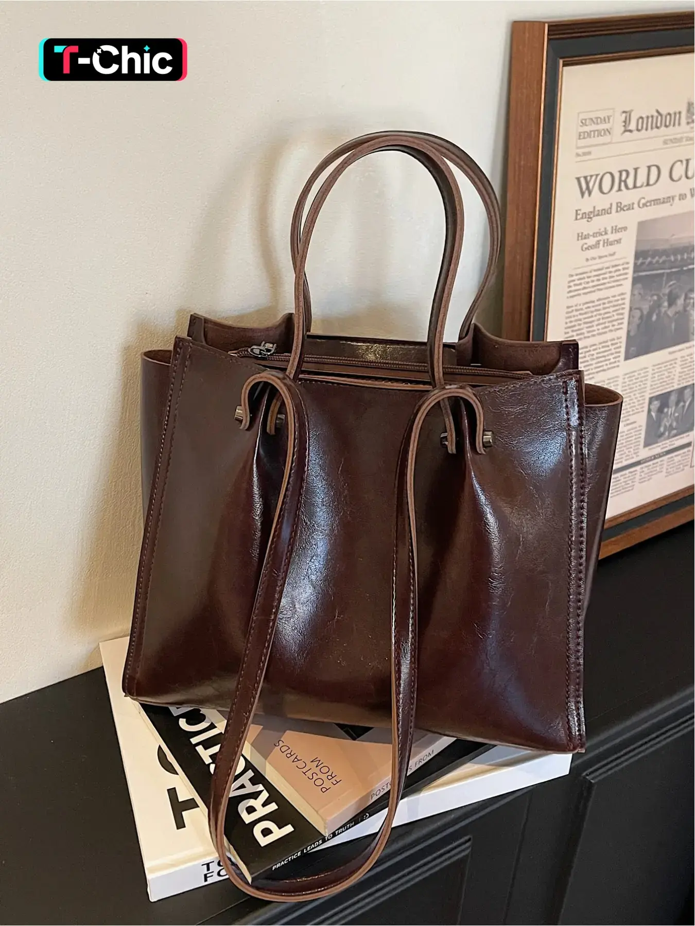 Large capacity retro versatile tote bag PU high-end and stylish versatile Vintage shoulder bag pleated simple casual crossbody bag personalized simple hand-held armpit bag for work, shopping, outdoor commuting bag Casual commuter bag