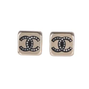 Pre-owned 【DIZ】 22P Double C Diamond Stud Earring P235195786