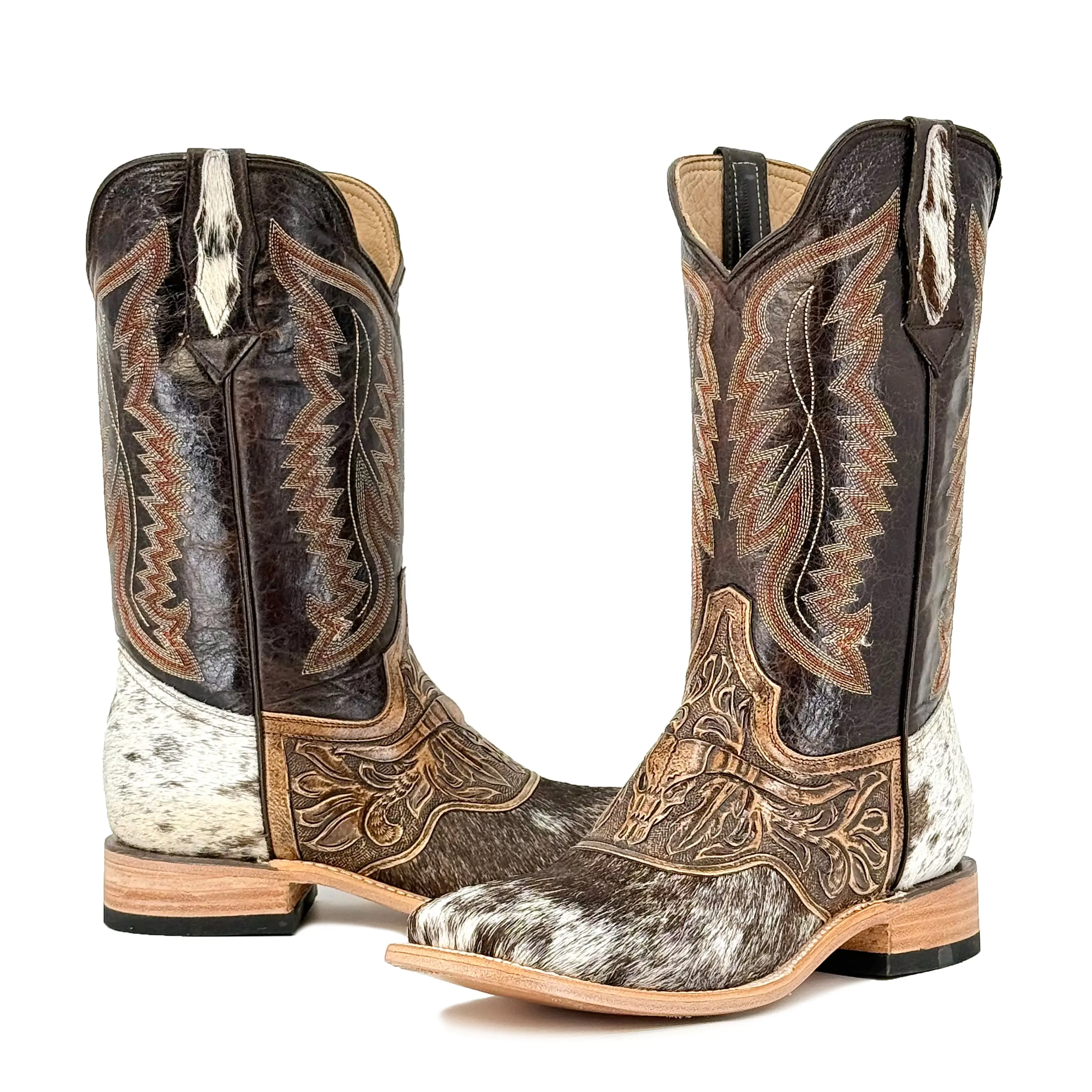 Men's Bulldog Hand Tooled Boots - Long Horn / Cowhide Men's Bulldog Hand Tooled Boots - Long Horn / Cowhide