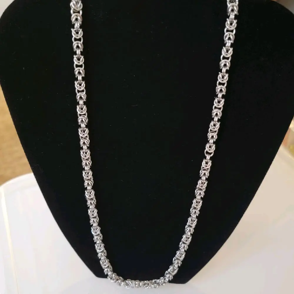 Handmade 22" Byzantine Chainmaille Necklace