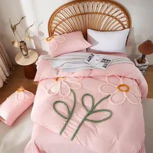 Little daisy pattern Decorative Duvet Cover Set, Boho Tufted Comforter Sets with Zipper Closure, Including1 Duvet Cover & 1/2 Pillowcase without Filler, Soft Comfortable Bedding Set for Home Bedroom