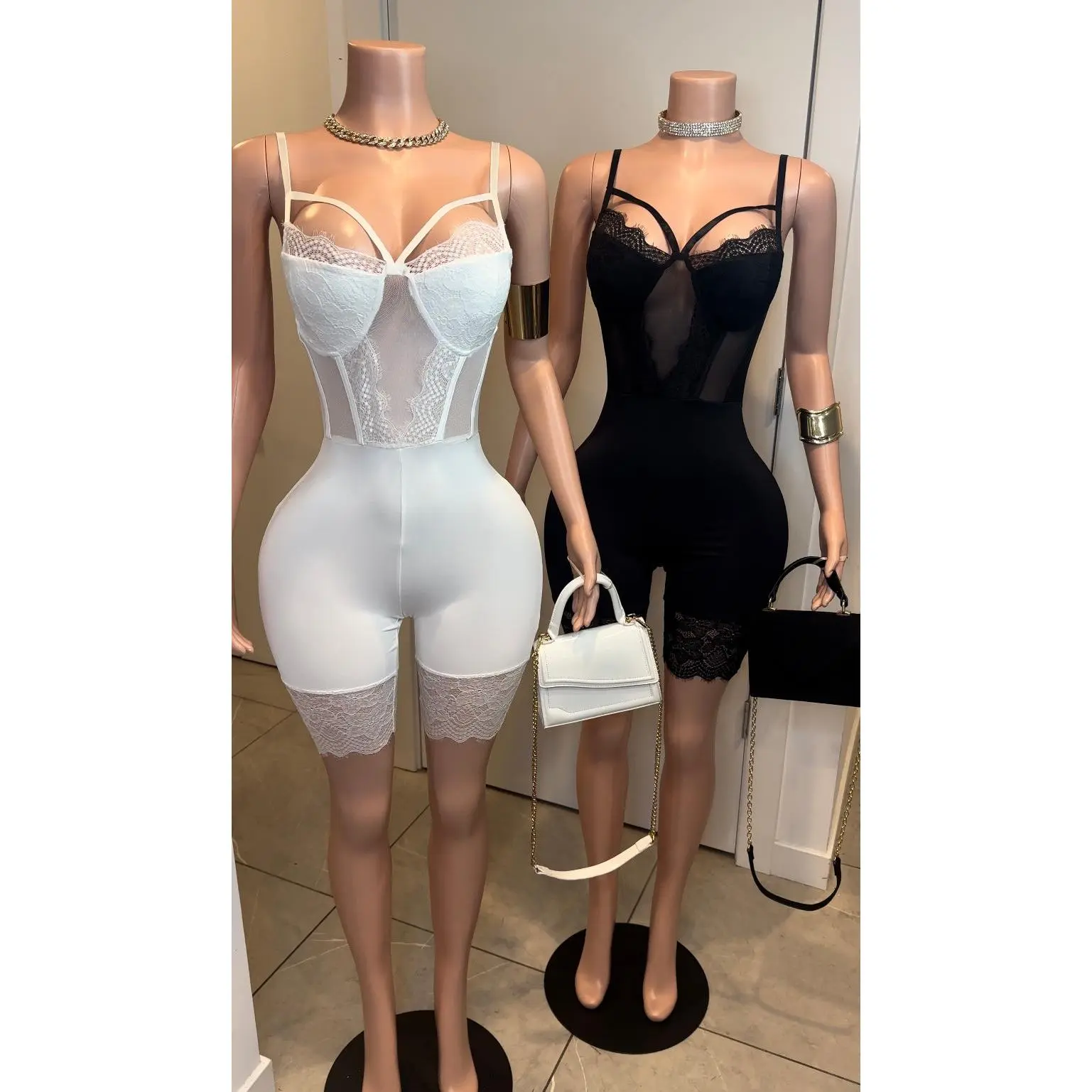 VIXEN LACE ROMPER || 2 COLORS