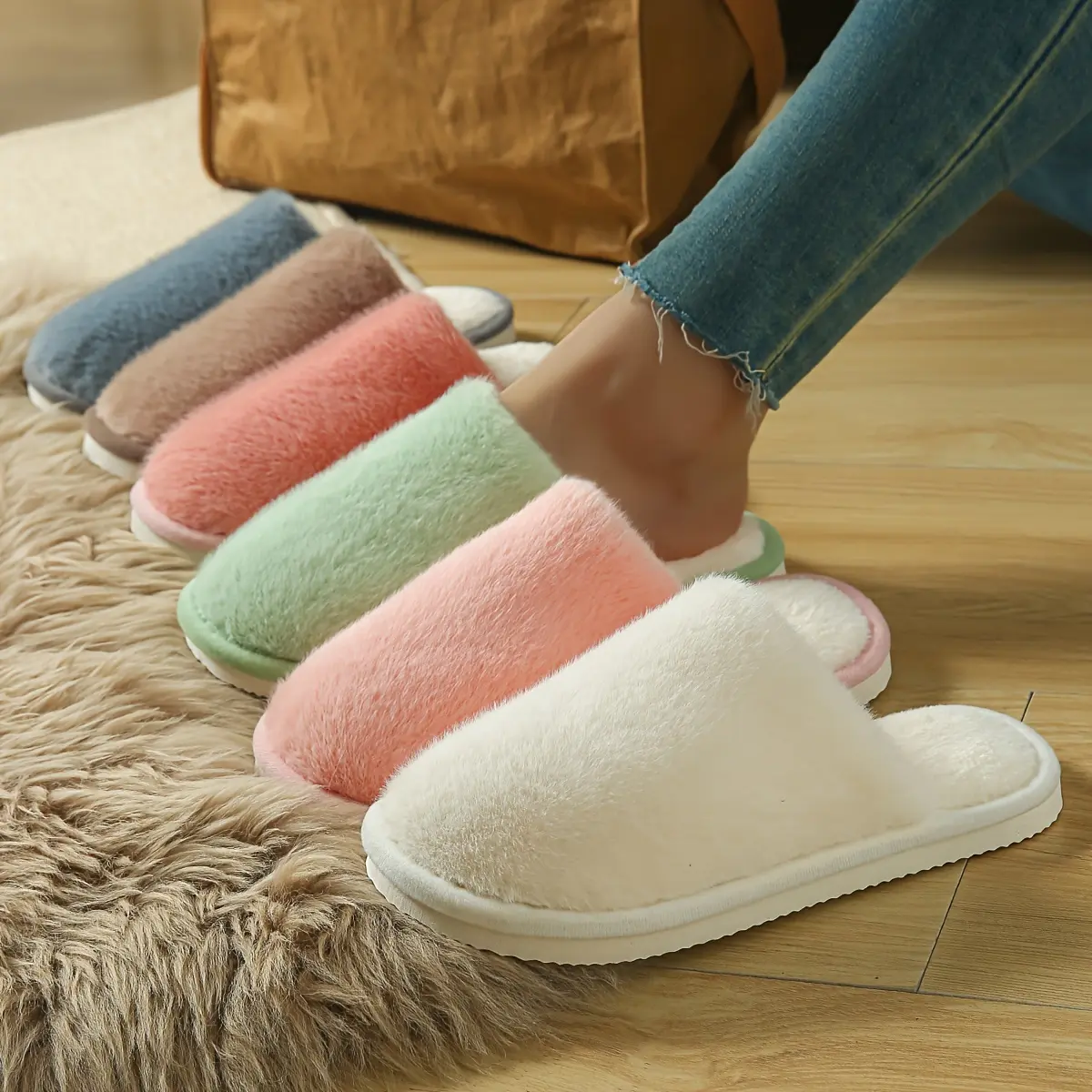 Cozy Slippers For Women Soft Warm Women's Plush Winter Slippers Cozy Fuzzy Flat Shoes with EVA Sole Comfortable Indoor Outdoor Floor Slippers in Multiple Colors House Slippers
