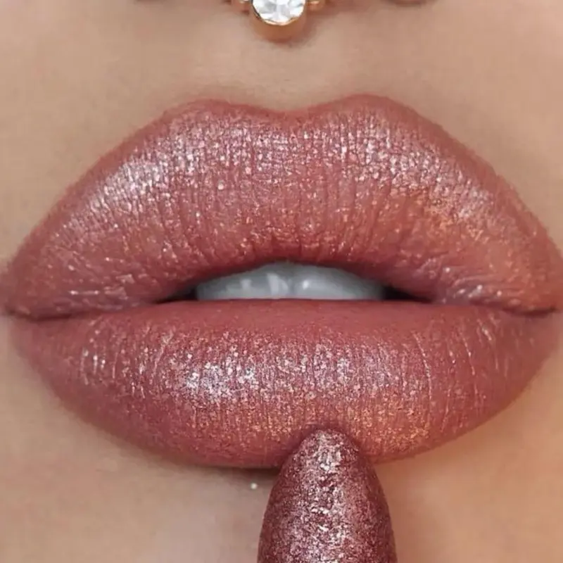 7-Color Halloween Series Matte Pearlescent Lipstick - Waterproof, Long-Lasting, Nude Flash, Velvet, Sexy Shimmer, Flawless Makeup Cosmetic, Ideal Gift for Lip Care