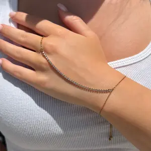 EVRY JEWELS Women's The Slide On Hand Chain Collection