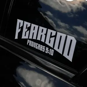 Fear God Proverbs 9:10 Christian Vinyl Decal – Waterproof Faith Sticker