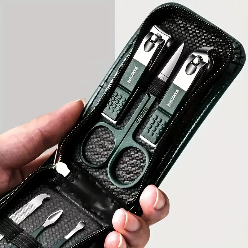 Professional Manicure Pedicure Set, Manicure Pedicure Kit, Nail Care, Stainless Steel Nail Clippers & Scissors, Ear Spoon with Storage Box, Ideal for Men Women Seniors