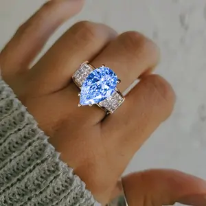 Elegant Luxury Women's Engagement Ring - Large Sparkling Blue Synthetic Zircon, Timeless Symbol of Romance, Perfect for Engagement/Wedding/Anniversary Gala