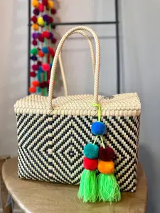 Handwoven Mexican Tote Bag Eco-Friendly Waterproof Artisan Market Beach Mercado Recycled Plastic Woven Handmade Lunch Bag with Colorful Tassels Meaningful Gifts