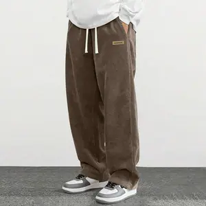 Men’s corduroy casual pants, loose straight fit, simple and versatile, suitable for spring and autumn wear.