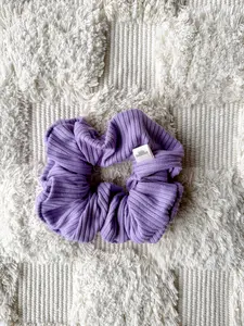 Oversized Scrunchie - Ribbed Purple