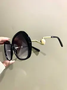 Women's Elegant Irregular Round Glasses, Large Frame Fashion Trend Wave Metal Frame Legs with Pearls Decorative Eyewear