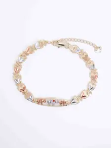 New Elephants Bracelet in tricolor gold-plated adjustable (8" to 10") – elegant and meaningful.