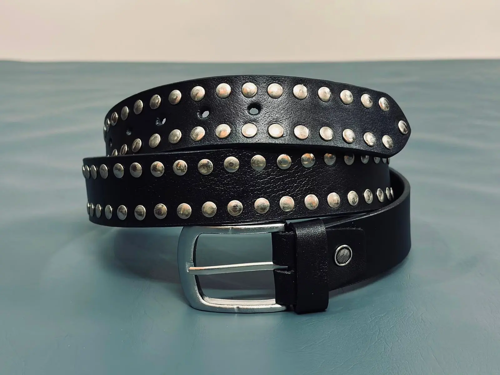 Black Studded Leather Belt For Men Y2K Punk Rock Goth Streetwear Silver Dome Rivet Adjustable Fashion Accessory Leather Belt For Men made of buffalo Leather Belt