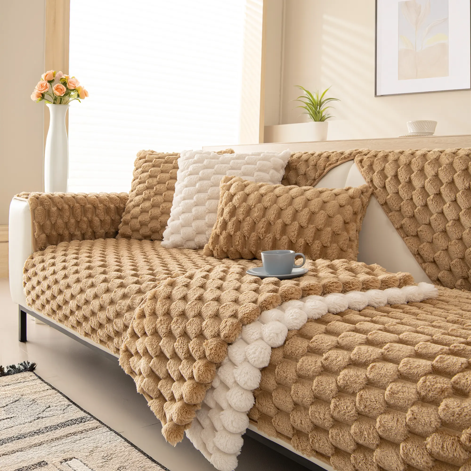 [Gift Choice] Raybee 1 Count  Fluffy Couch Cover 2/3/4 Seat Sofa Covers, Solid Color Sofa Slipcover Protector, Bubble Fleece Ultra-Soft Bench Cover, Anti-Slip, Pets Friendly, Machine Washable Sofa Towel Mat for Living Room, Dormitory