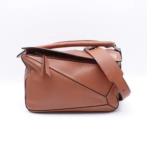 Pre-owned Loewe Calfskin Shoulder Bags Puzzle Medium Brown Shoulder Bag T10379312