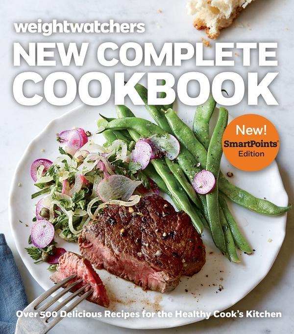 Weight Watchers New Complete Cookbook, Smartpoints™ Edition: Over 500 Delicious Recipes for the Healthy Cook's Kitchen by Weight Watchers [Hardback Book]