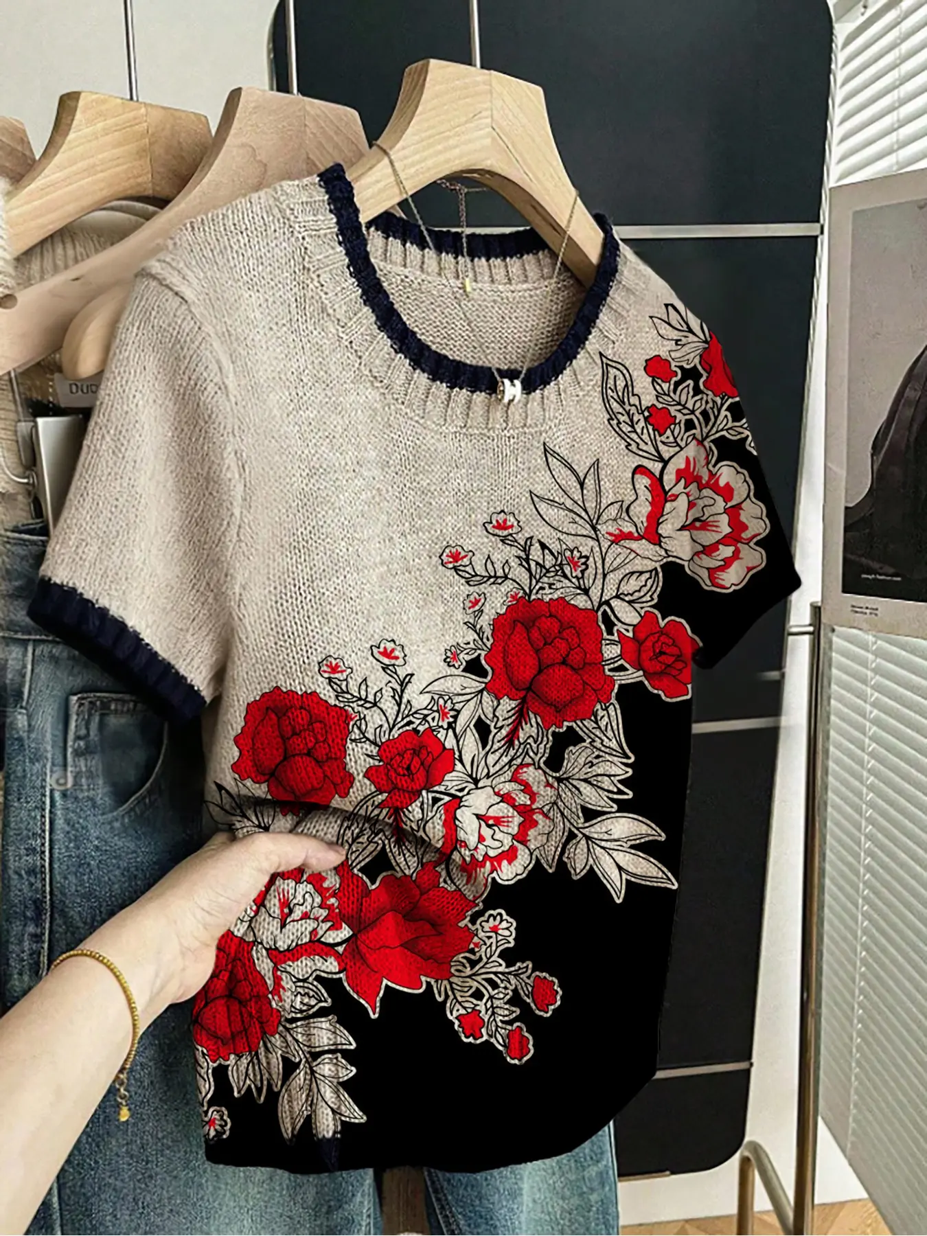 Women's Floral Print Round Neck Fitted Knitted Sweater, Casual Short Sleeve Knitwear Top for Spring Summer Fall, Comfortable Warm Daily Wear Clothes, Fitted Knitwear Pullover