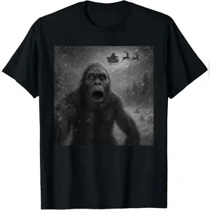 Funny Bigfoot Sasquatch Selfie Santa Claus Xmas Christmas T-Shirt Stylish Cotton Tee