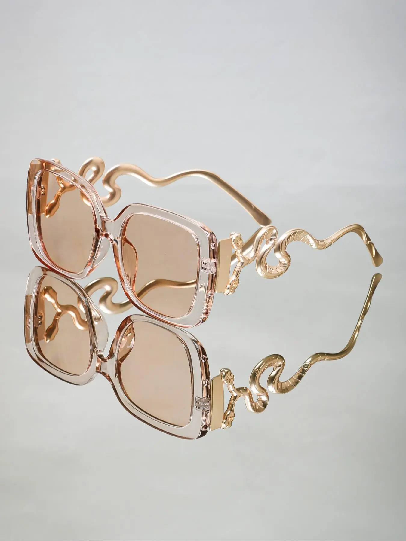 New Large Frame Square Glasses, Unique Metal Pattern Side Design, Unisex Fashion Eyewear for Street Style and Daily Wear, Street Style Trendy Frames Sunglasses