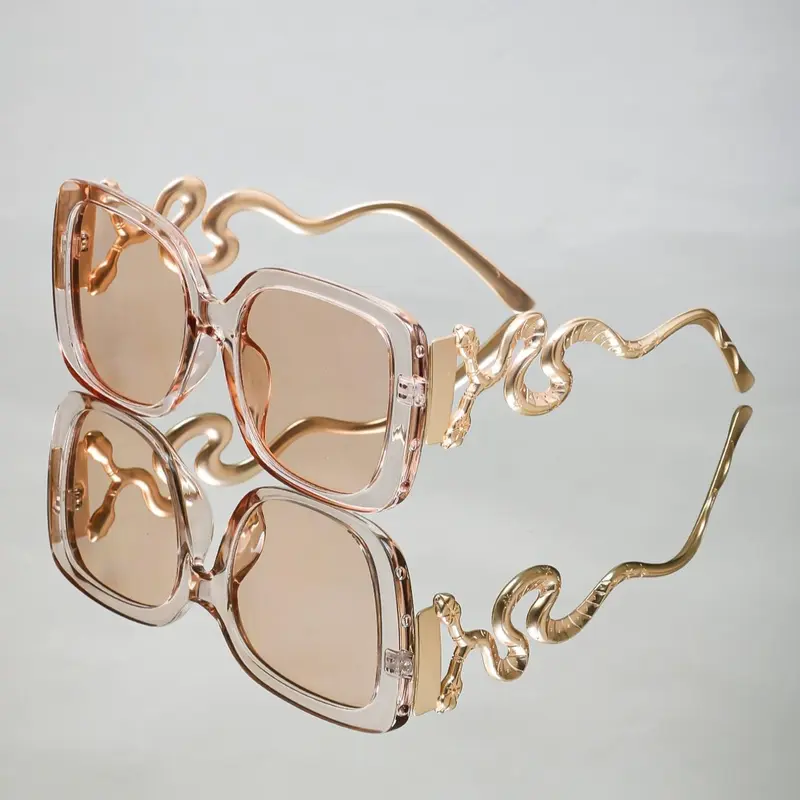 New Large Frame Square Glasses, Trending Glasses, Unique Metal Pattern Side Design, Unisex Fashion Eyewear for Street Style and Daily Wear, Street Style Trendy Frames Sunglasses