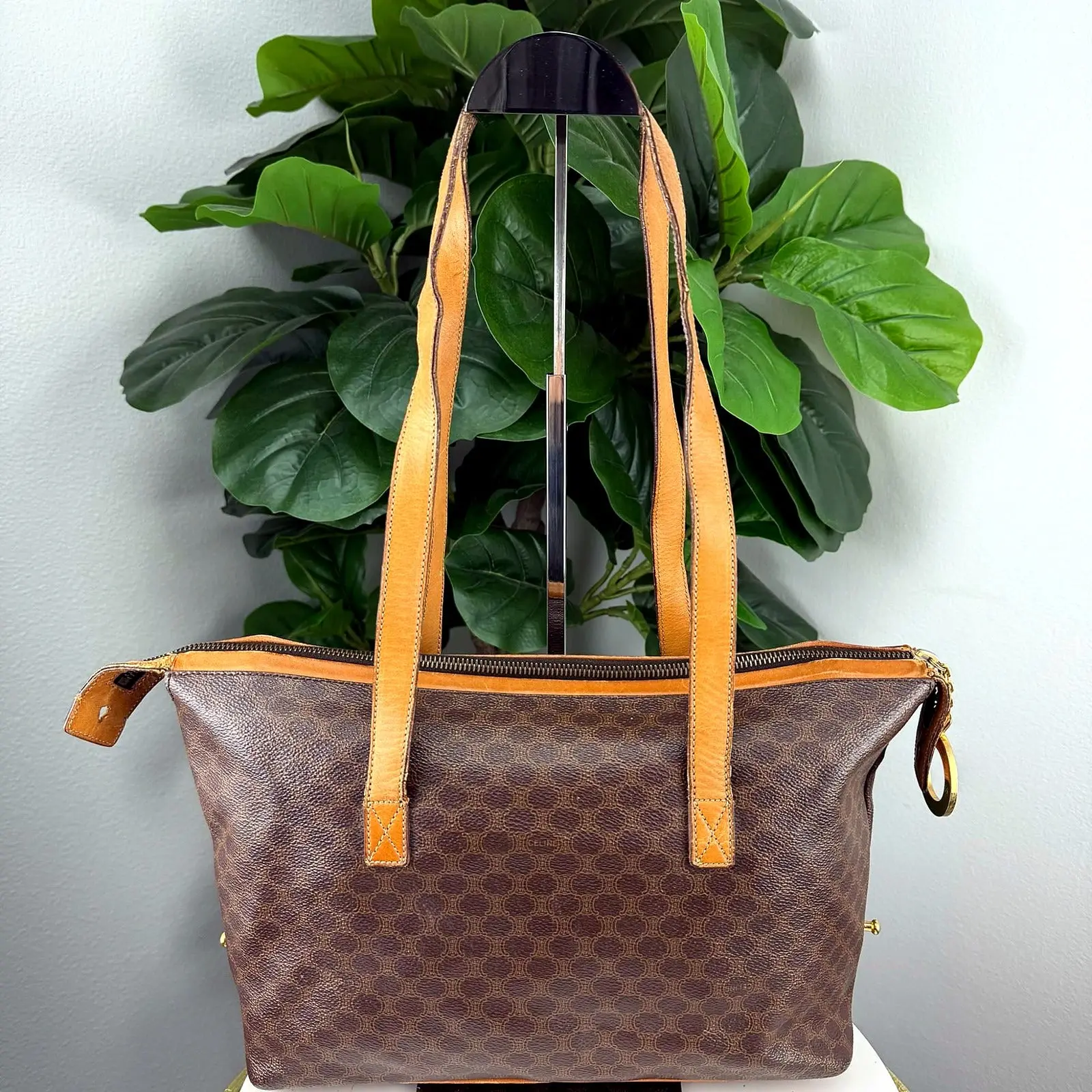 Pre-owned Canvas Tote Bags Authentic Celine Vintage Macadam Brown Shoulder Tote Bag