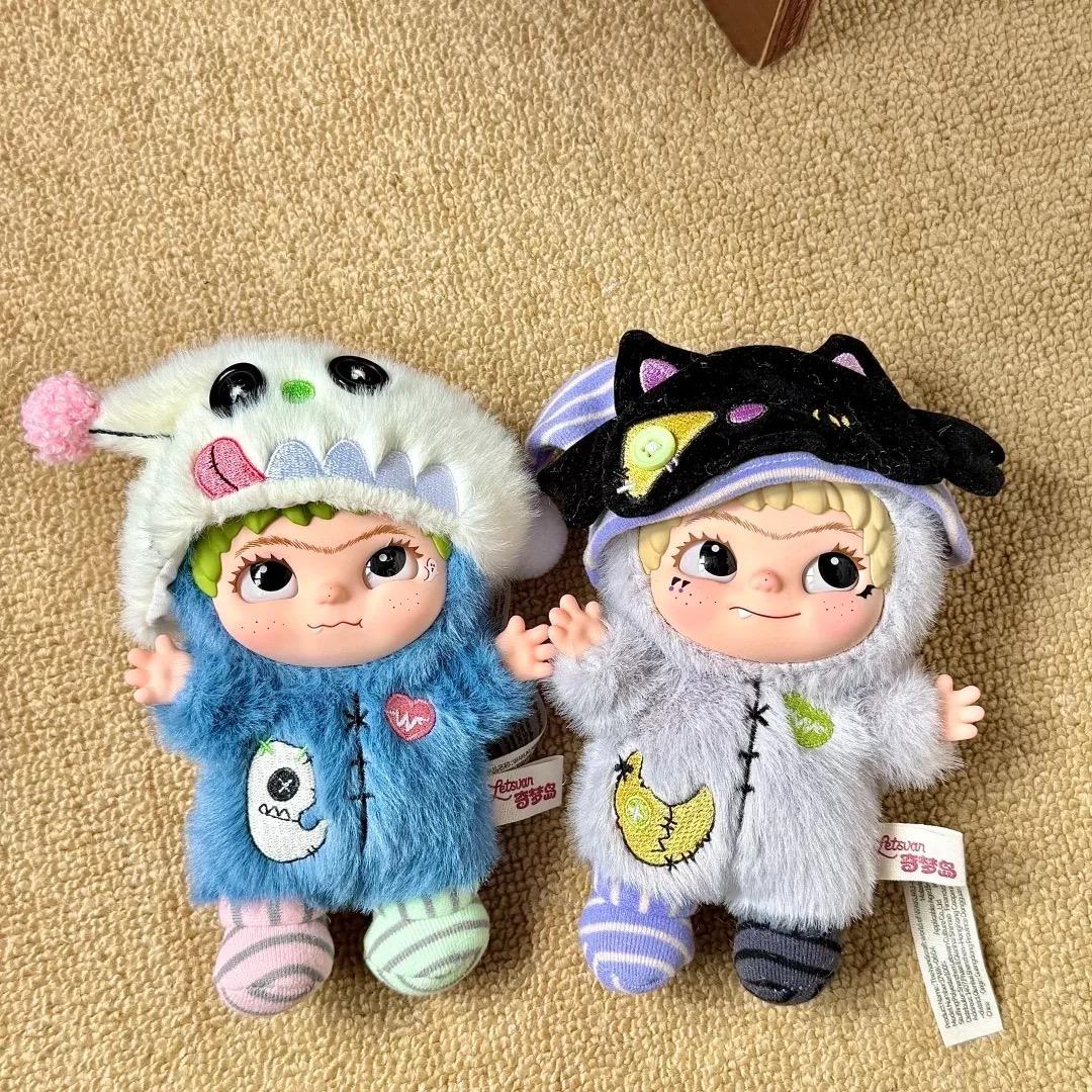 Wakuku Handmade World Series Vinyl Flush Doll