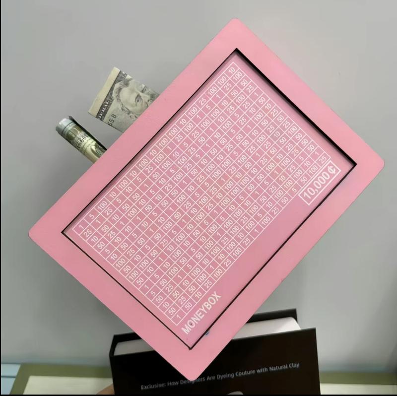 Wooden Money storage jar Money Bank, Countdown Money Saving Box with 10000 Dollars Target, Money storage jar with Money Target and Numbers to Check for Boys Girls (10000 USD)