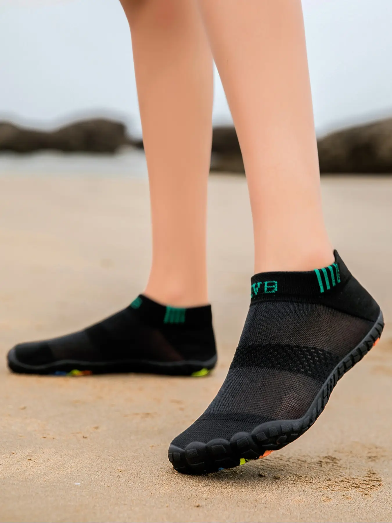 Women's Wide Fit Outdoor Shoes, Sporty Style, Textile Upper, Rubber Sole, Breathable & Durable Design for All Seasons