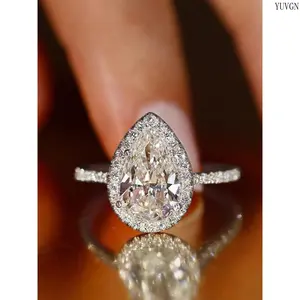 Women's 2026 Water Drop-Marquise Cut Engagement Rings, Sparkly Rhinestone Statement Rings, Elegant Maximalist Metal Band, Versatile Leisure Gift for Wedding Daily Use, Engagement Rings 2026