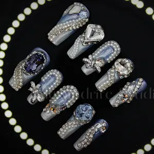 Alexandrite Studio Press On Nails ---Heart of the Ocean