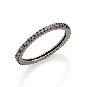BLACK RHODIUM STUDDED SKINNY RING IN PURPLE