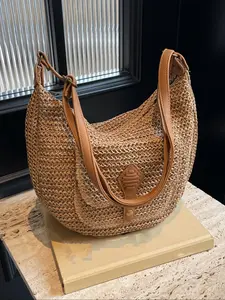Retro handmade crochet tote bag，literary fresh color design, fashionable  exquisite simpl casual single shoulder bag, niche design practical textured tote bag Casual commuter bag suitable daily commuting, shopping and dating.