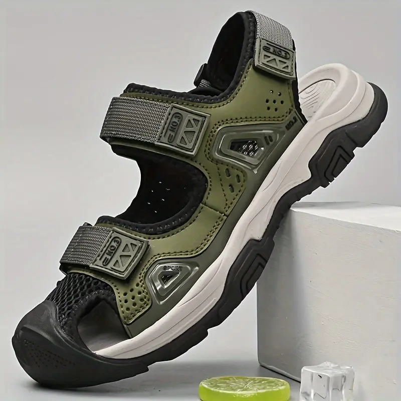 New men's beach shoes, non-slip soft-soled summer men's clogs, outdoor wading slippers, closed-toe men's sports sandals