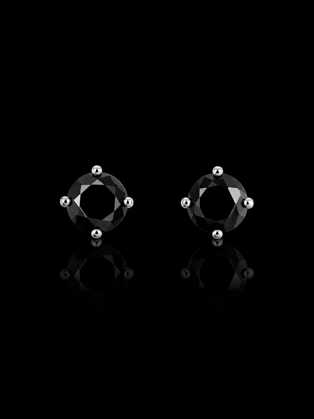 Modern 925S Stud Earrings with Round Cut Black Stones, Lightweight 4-Prong Setting for Everyday Wear, Four Prongs