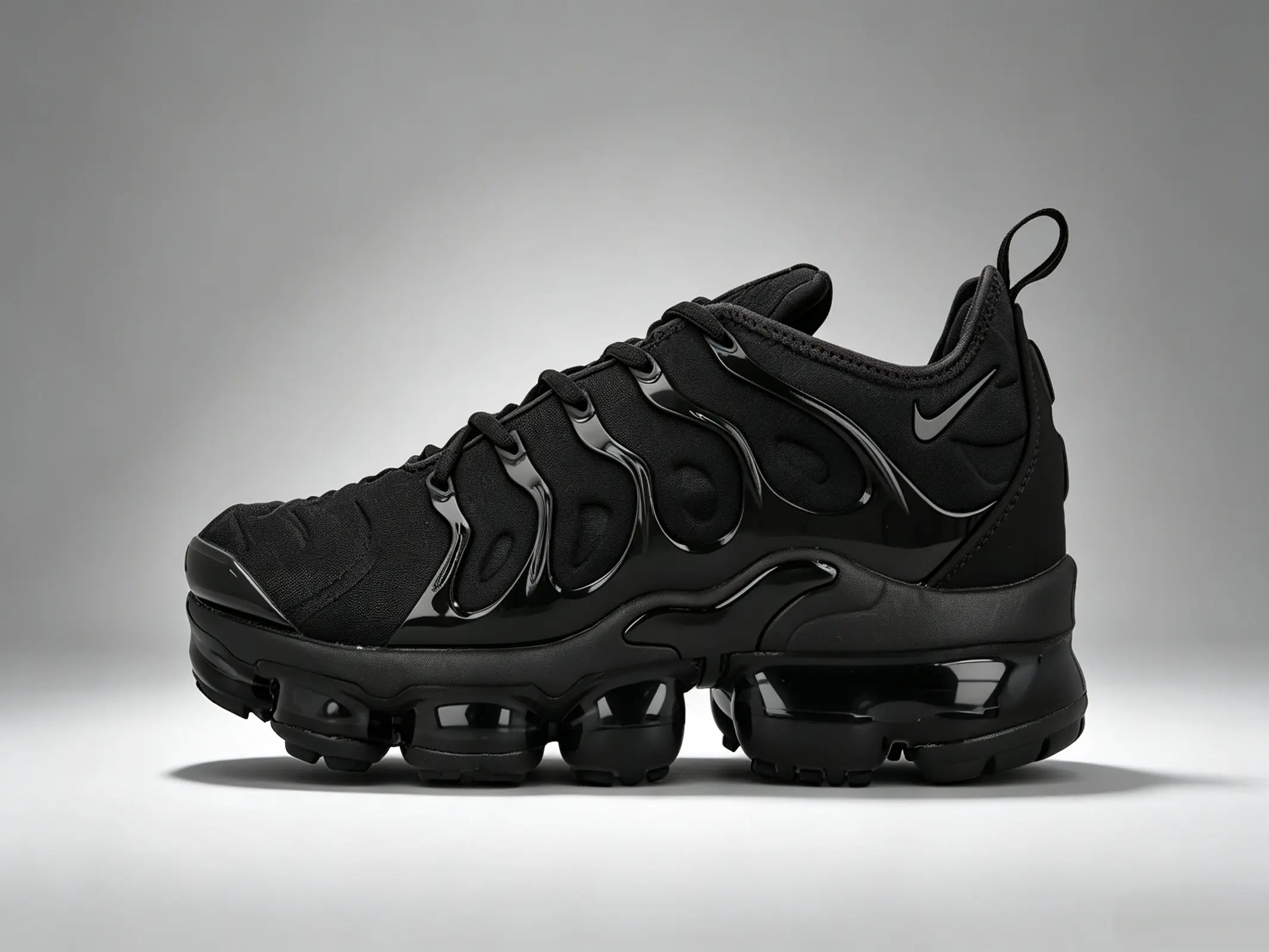Men's Nike Air VaporMax Plus 'Triple Black' 2025 Casual Trainers