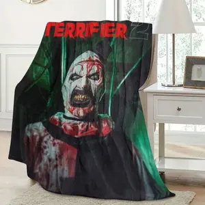 Horror-themed Blanket 1pc Soft Cozy "Terrifier" Clown Flannel Throw Blanket | Blood Splatter Pattern | All Seasons, Horror Fan Gift, Clown Artwork, Horror Movie Buff,halloween Decor Blanket Sale Christmas Decor Christmas Gifts Birthday Decorations