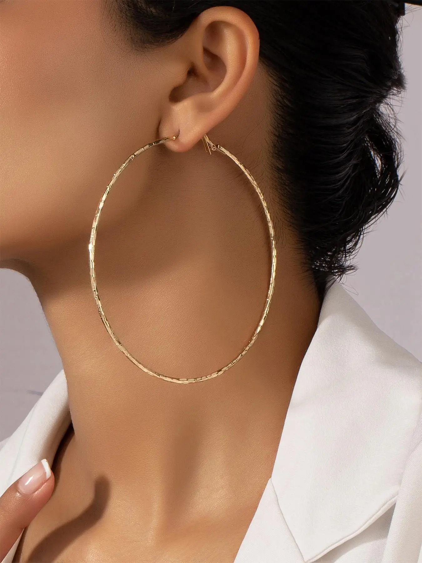 1 Pair Texture Metal Hoop Earrings, Exaggerated Earrings, Fashionable Hoop Earrings for Women, Daily Use