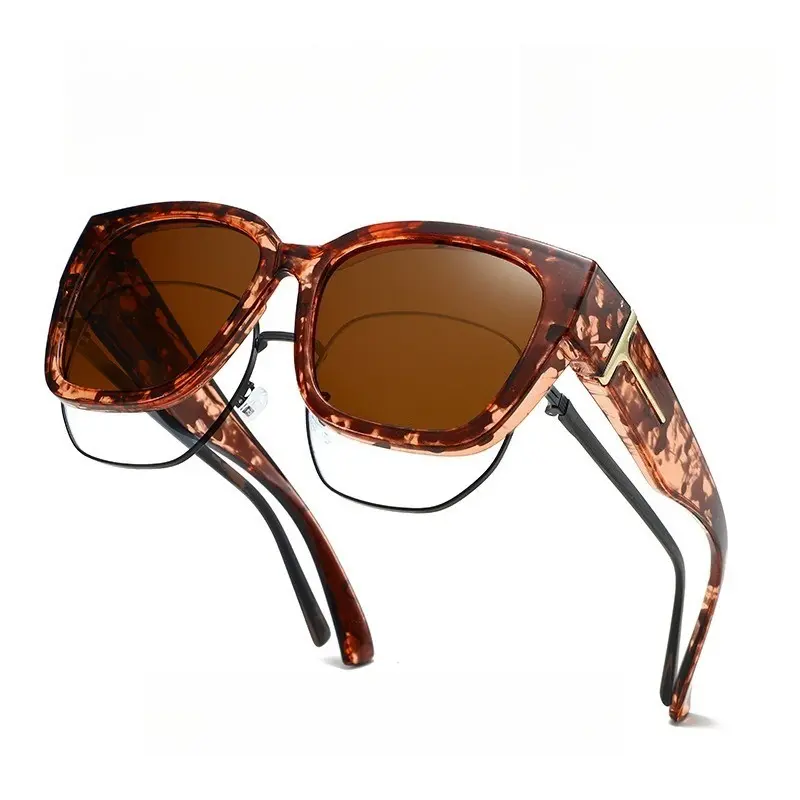 Bean Flower Frame, Tea Tinted Lenses