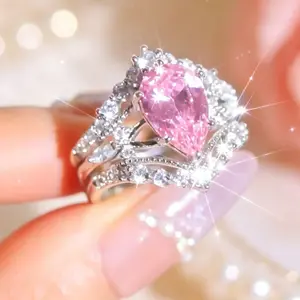 2pcs/Set Princess Pink Ring for Your Fairytale Moment Y2k Hot Girl Pink Statement Ring Dainty Pink Promise Ring for Soulmate Luxury Cocktail Ring Party Essential cocktailring partystyle luxurywear pinkglam trendingnow promisering soulmatelove
