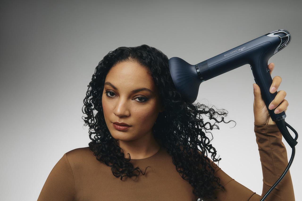 BIO IONIC OFFICIAL: SMART-X High Efficiency Dryer + Diffuser - Lightweight, Compact Hair Dryer with Nozzle & Diffuser, Fast-Drying, Prevents Frizz, Adds Shine & Hydration, Adjustable Heat & Speed, Self-Cleaning Blow Dryer