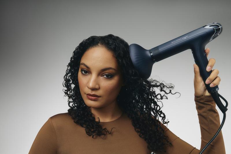 BIO IONIC OFFICIAL: SMART-X High Efficiency Dryer + Diffuser - Lightweight, Compact Hair Dryer with Nozzle & Diffuser, Fast-Drying, Prevents Frizz, Adds Shine & Hydration, Adjustable Heat & Speed, Self-Cleaning Blow Dryer