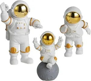 Astronaut Design Decorations, 3 Counts Creative Mini Astronaut Model Ornament Set, Desktop Decoration for Home Office Bedroom, Home Decor Supplies, Room Decor Artistic Gift
