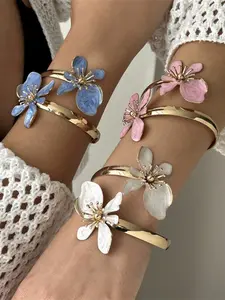 Bohemian Exaggerated Large Flower Oil-Drop Cuff Bracelet, High-End Vacation Style, Fashionable Open Design, Spring Summer Jewelry, Trendy Stack Bangle, Bohemian Bracelets