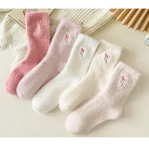 6 counts (3 pairs) Bow Decorated Plush Warm Socks Women Set, Sweet Mid-Calf Design, Thick Home Sleep Socks, Portable Cute Style, Soft Comfy Socks, Soft Comfortable Experience