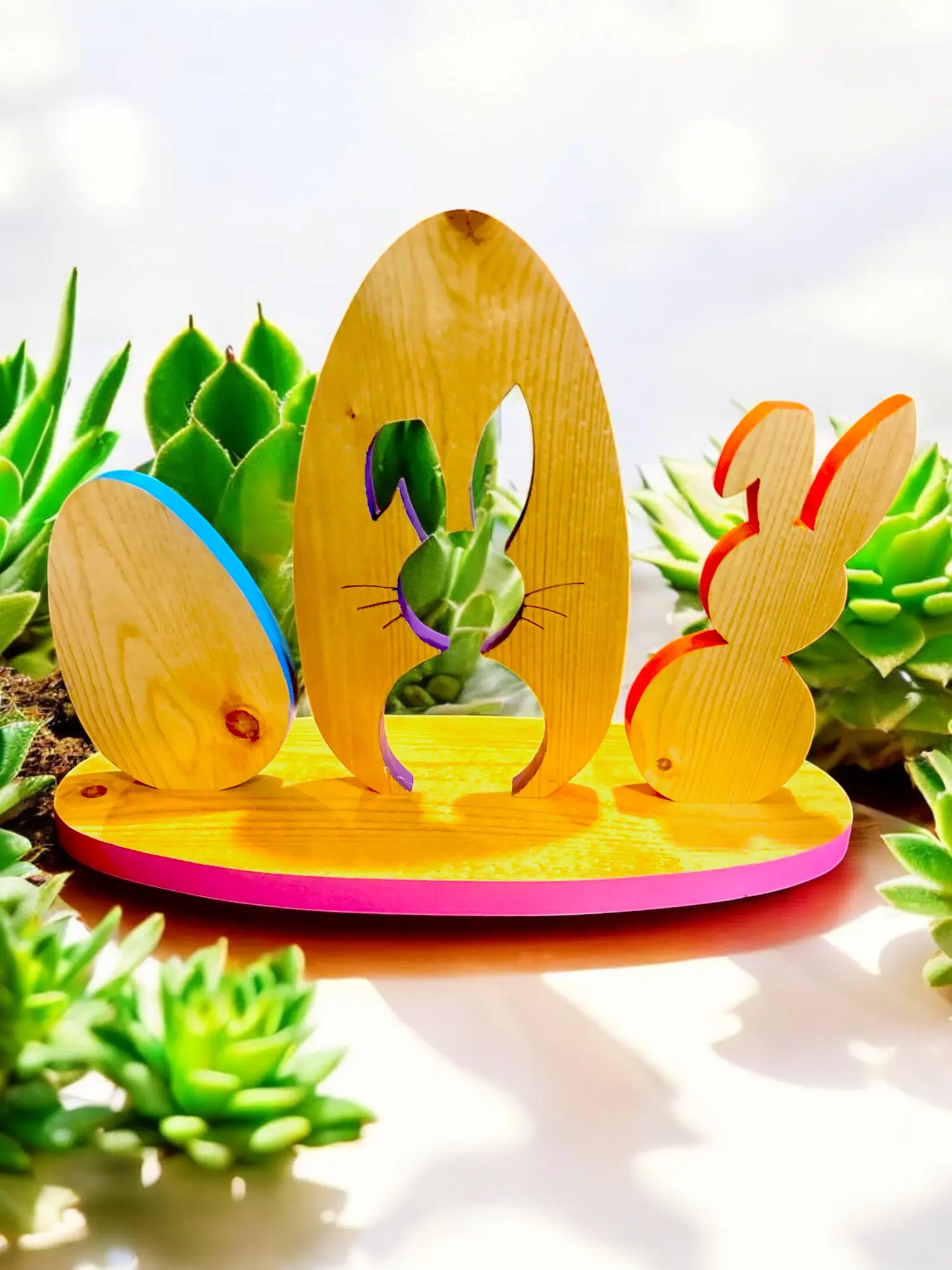 “Hippity Hop" Easter Bunny Pedestal Decor