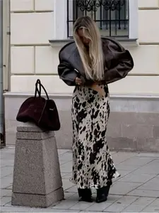 Women's Fashion New Animal Print Cow Pattern Fitted Skirt, Four Seasons Elegant Fall Style, Ladies' Casual Wear, Stylish Half Skirt