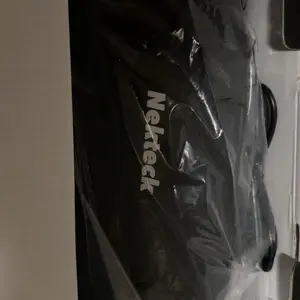 Product Review of Shiatsu Neck and Back Massager with Soothing Heat, Ergonomic 8 Deep-Kneading Massage Nodes with Heat Electric Shiatsu Back Massager for Neck Shoulder & Body Muscle Relief Portable 12V DC Power Supply - Black from D**s